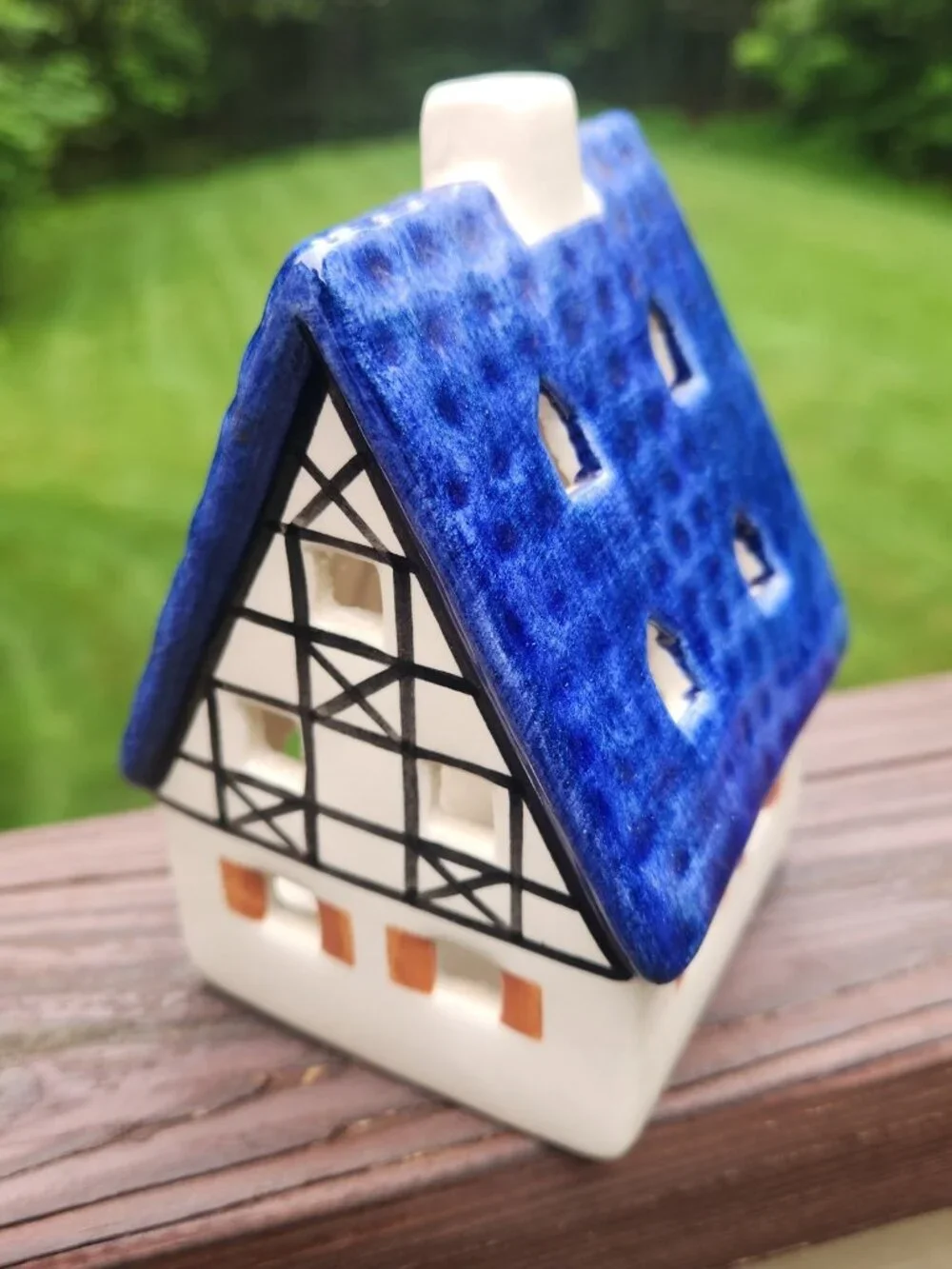 Ursula Leyk Lichthaus German Ceramic Tea Light House Blue Roof Signed 1997 5